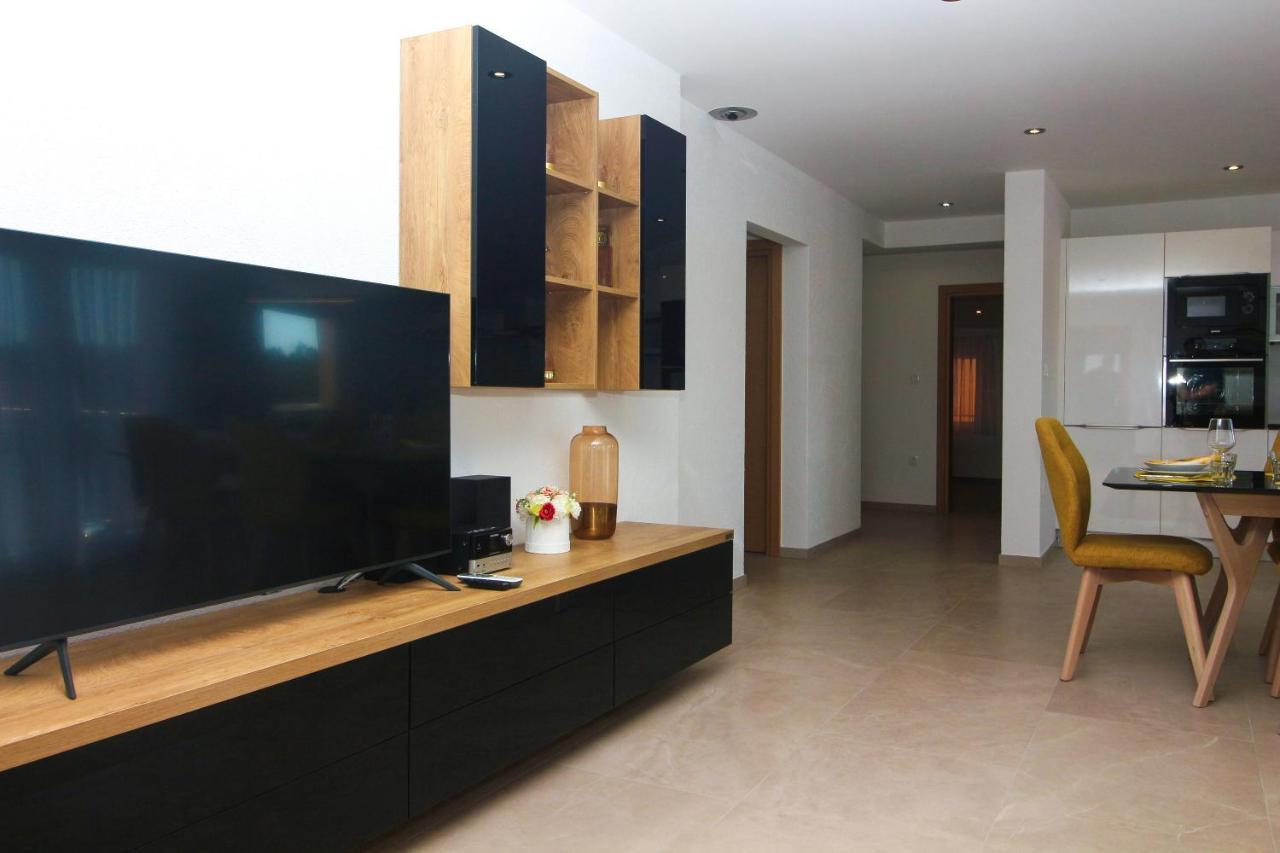 Appartement Grande Rosa à Vrulje  Extérieur photo