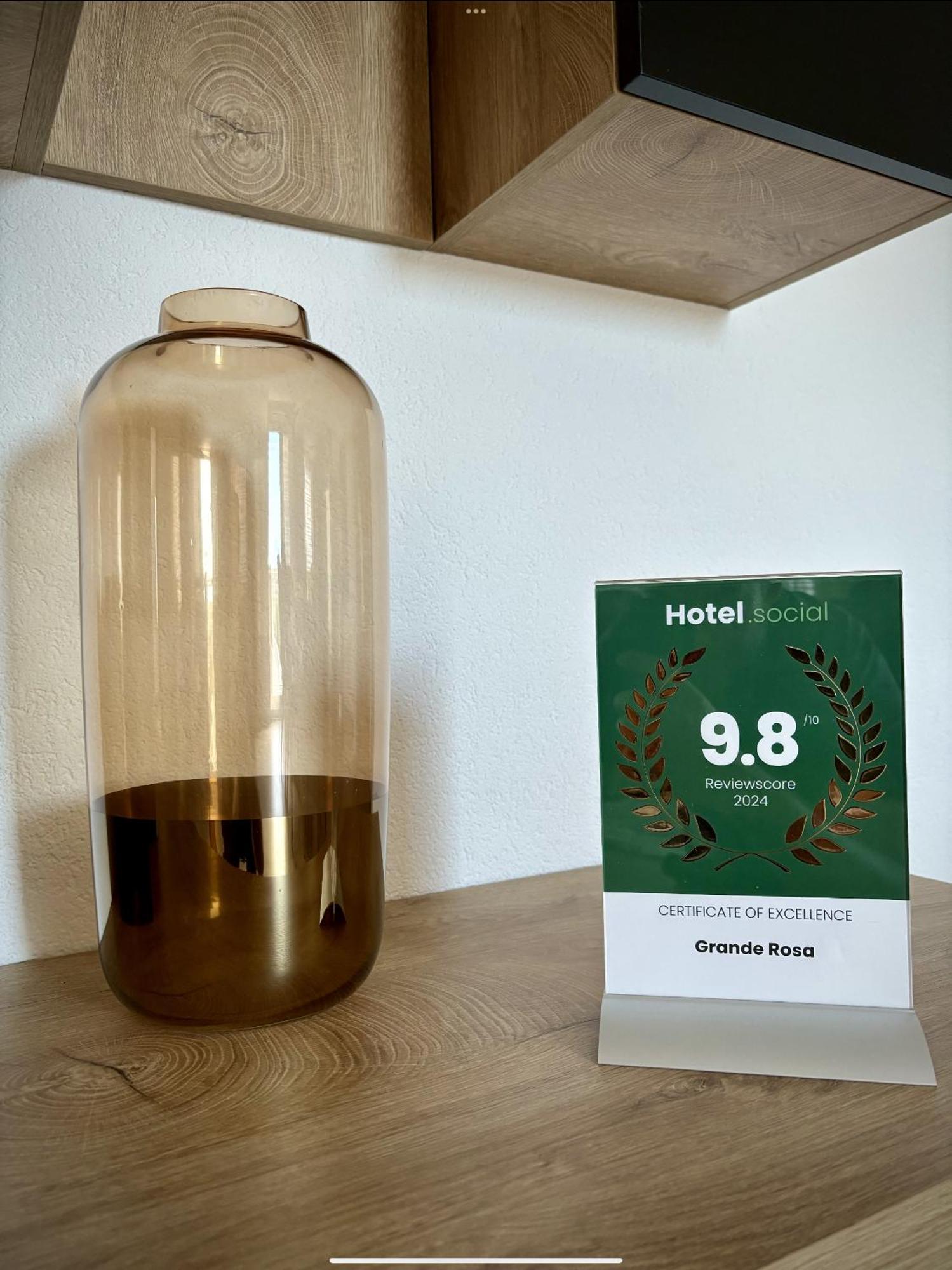 Appartement Grande Rosa à Vrulje  Extérieur photo