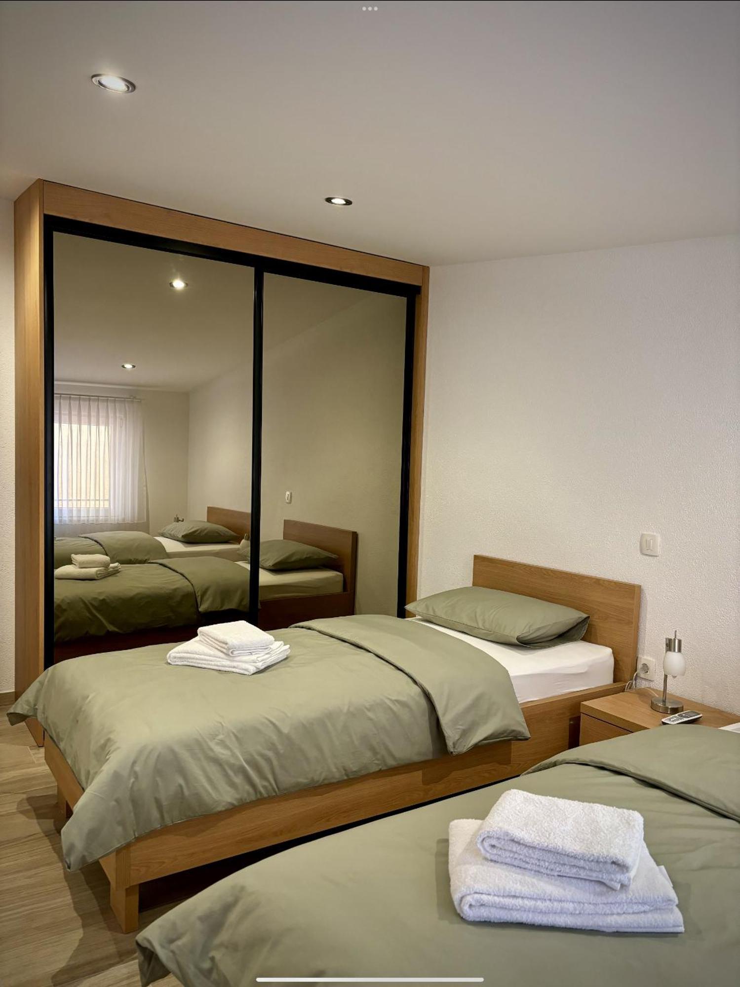 Appartement Grande Rosa à Vrulje  Extérieur photo